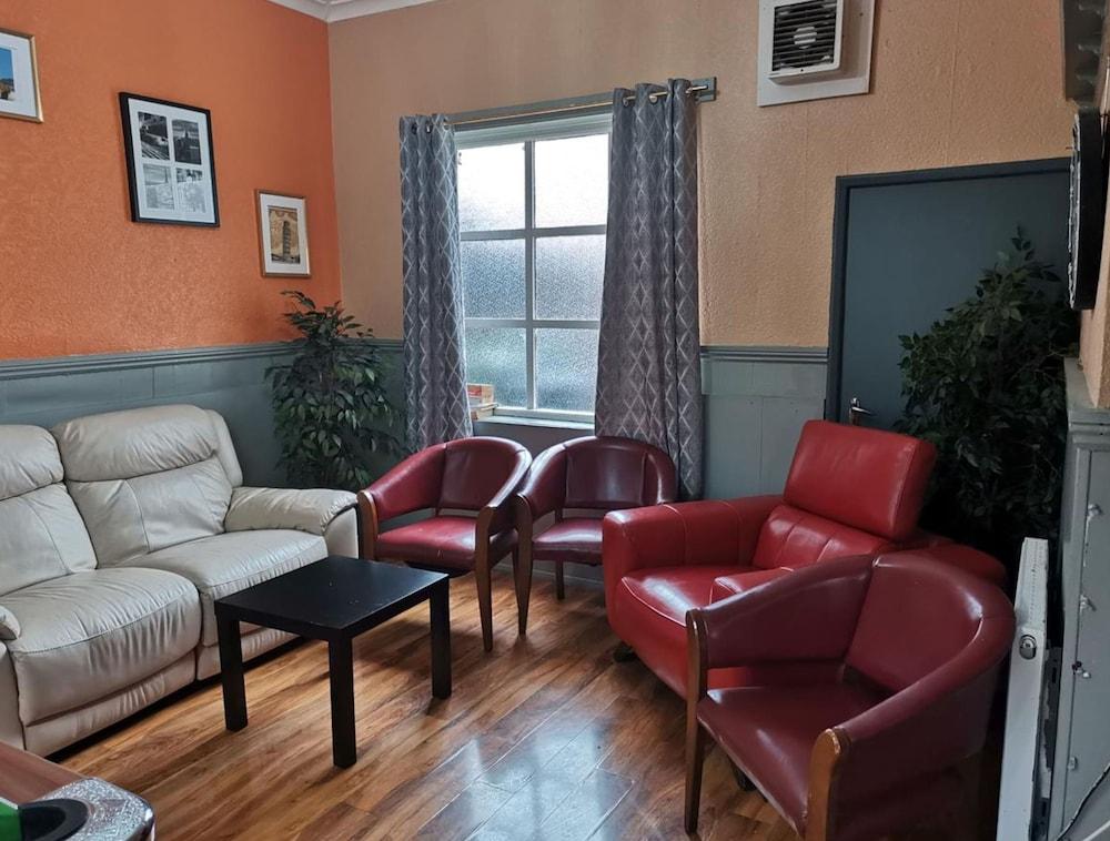 Hotel Swan Inn, Heathrow Airport 2*