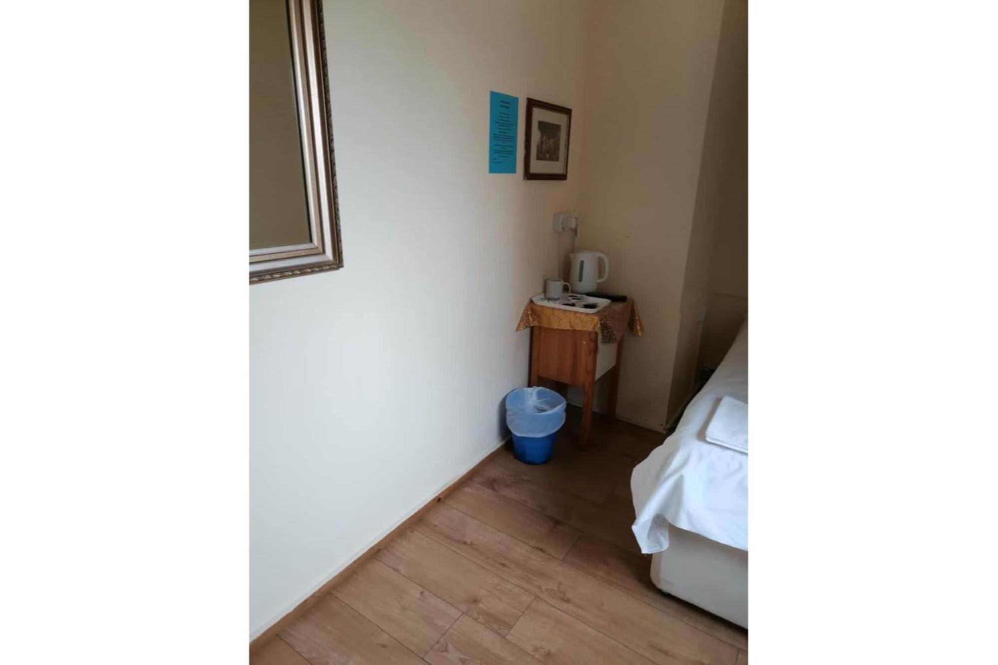Swan Inn, Heathrow Airport Hotel Stanwell