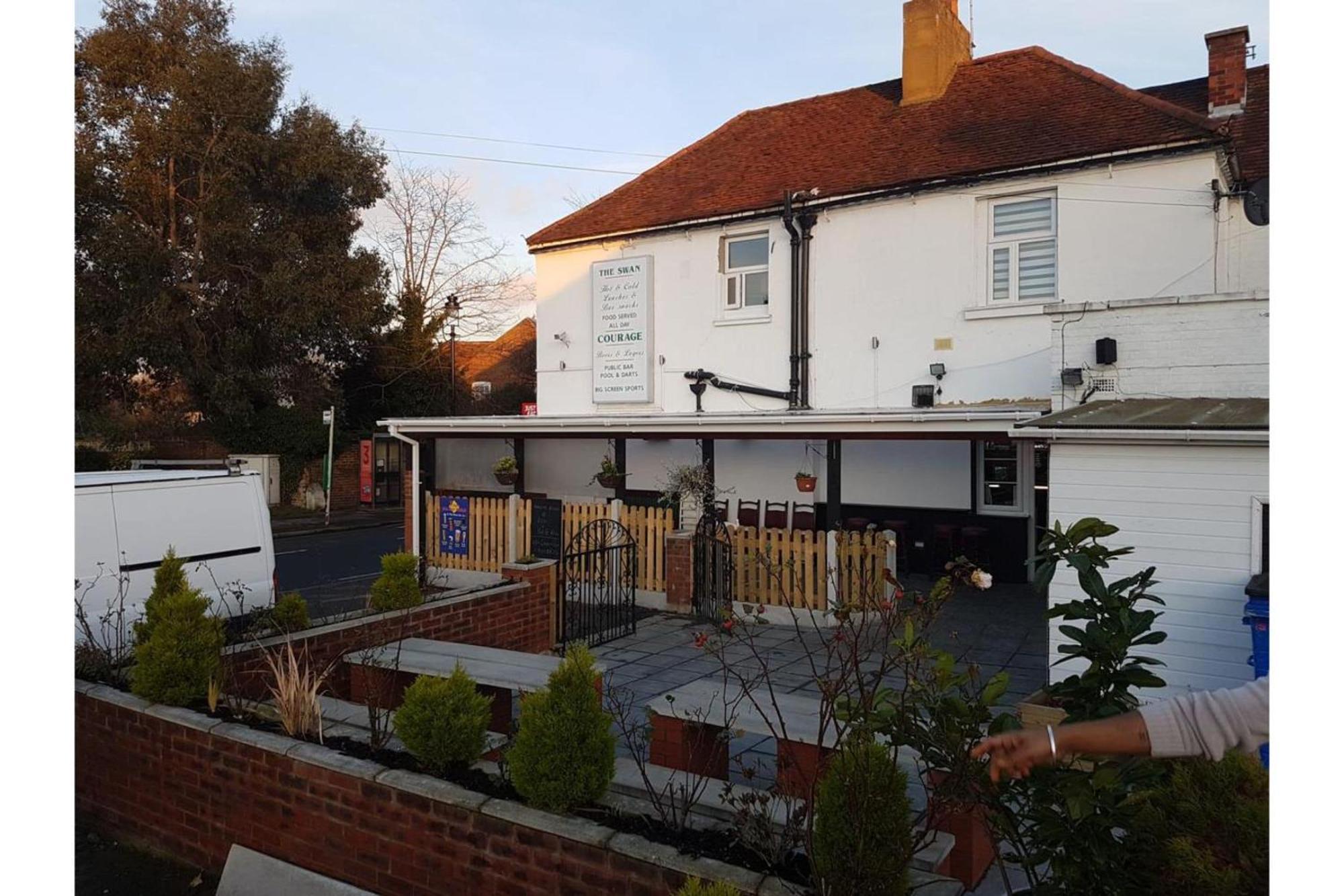 Hotel Swan Inn, Heathrow Airport 2*