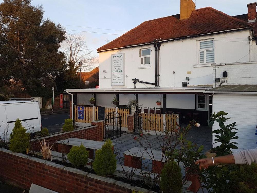 Swan Inn, Heathrow Airport 2* Stanwell
